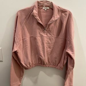 Mid-length sweatshirt with elastic waist